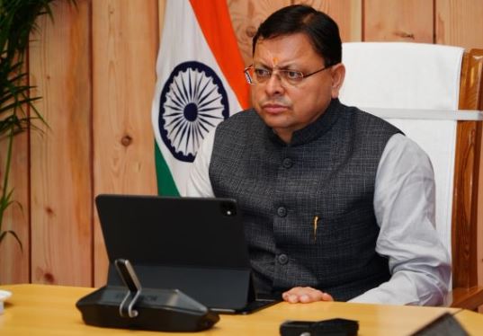 संदिग्ध कफ सिरप पर धामी सरकार का बड़ा एक्शन, कई स्टोरों के लाइसेंस रद्द।