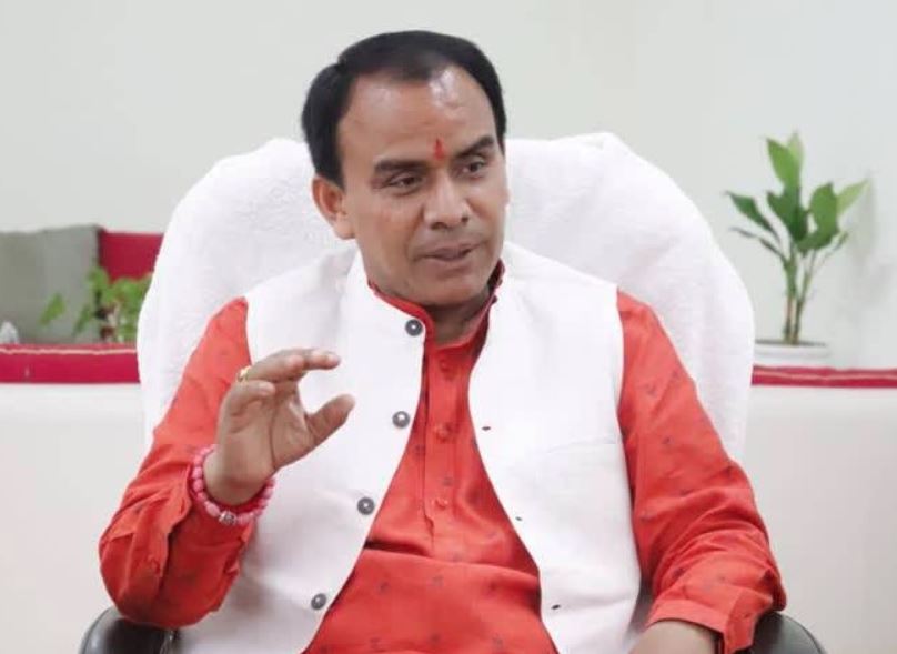 स्वास्थ्य विभाग में 300 चिकित्सकों की और होगी भर्तीः डाॅ. धन सिंह रावत