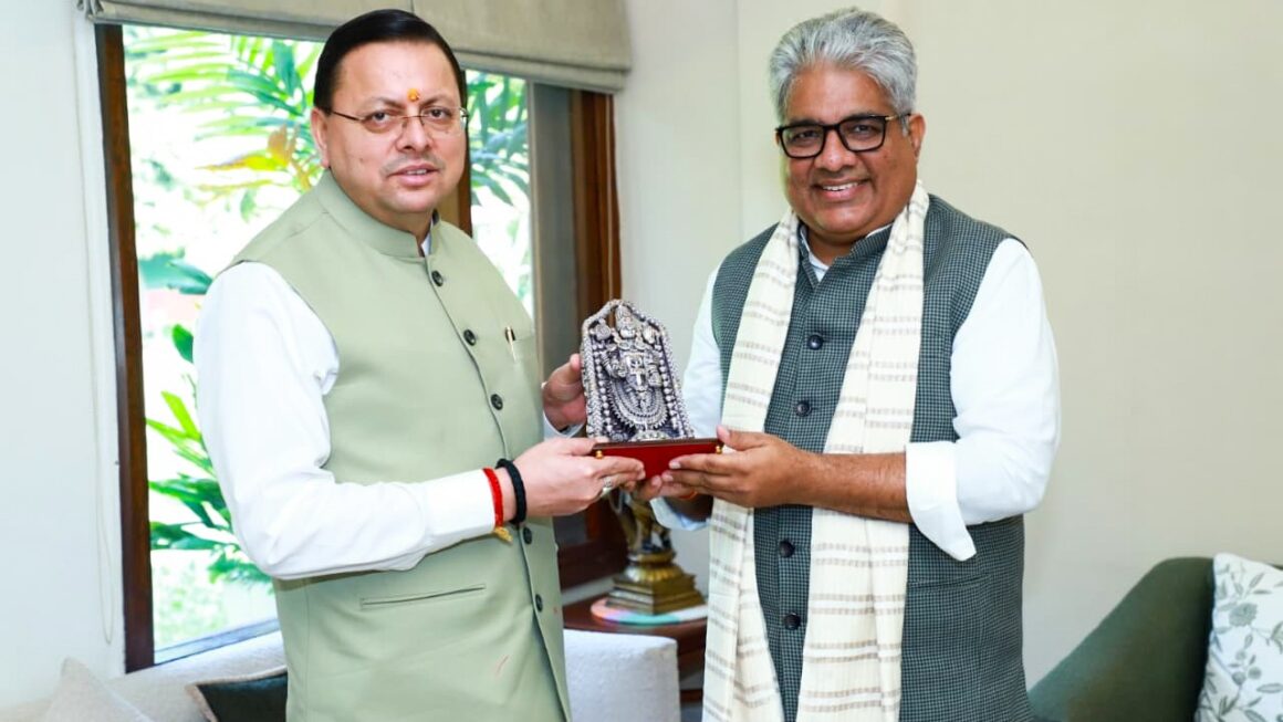 मुख्यमंत्री धामी ने केंद्रीय मंत्री भूपेंद्र यादव से उत्तराखंड की जल विद्युत परियोजनाओं को स्वीकृति देने का आग्रह किया।