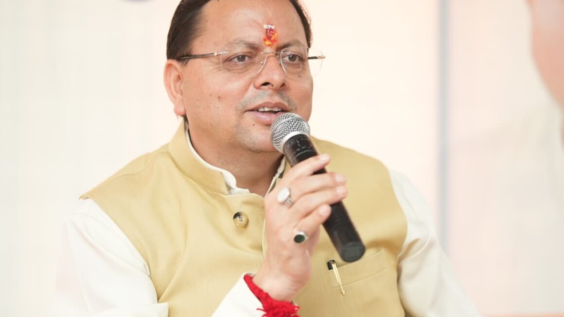 मुख्य सेवक युवा संवाद में सीएम धामी ने साझा की सफलता—राज्य में स्टार्टअप्स और इनक्यूबेशन सेंटरों की संख्या में बढ़ोतरी।