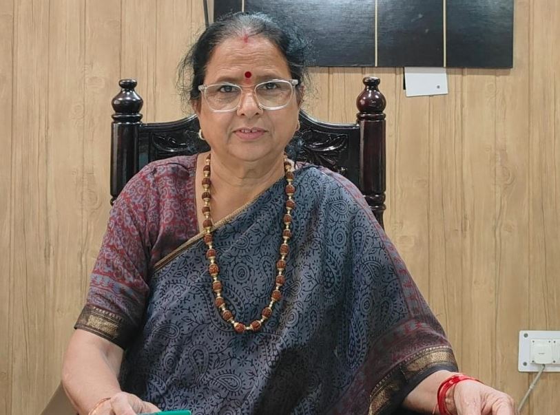 पत्नी पर हिंसा का मामला, महिला आयोग ने पुलिस को कार्रवाई को कहा।