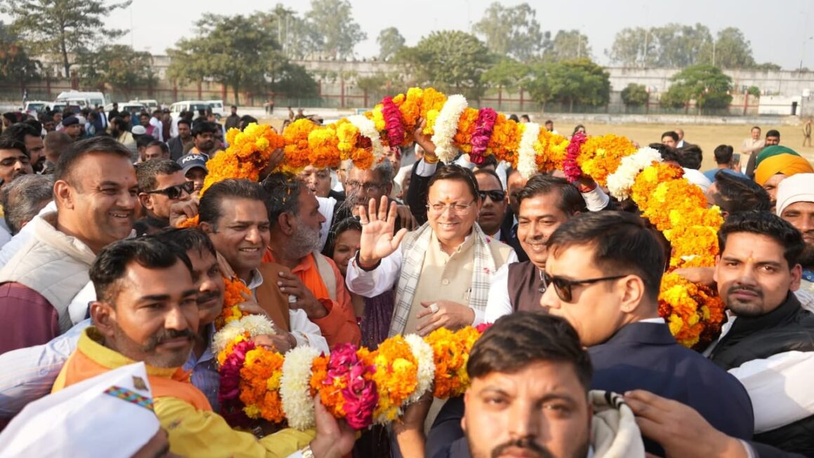 सीएम धामी ने हरिद्वार में आयोजित अंतरराष्ट्रीय संस्कृत सम्मेलन में हिस्सा लेते हुए संस्कृत विकास आयोग बनाने की घोषणा की।