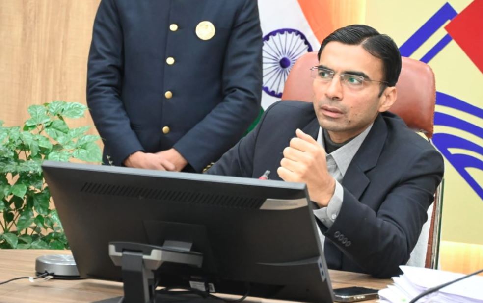 डीएम ने पकड़ा कूटरचित दस्तावेज से भूमि क्रय-विक्रय मामला, बिल्डर्स क्रेता-विक्रेता पर मुकदमा दर्ज