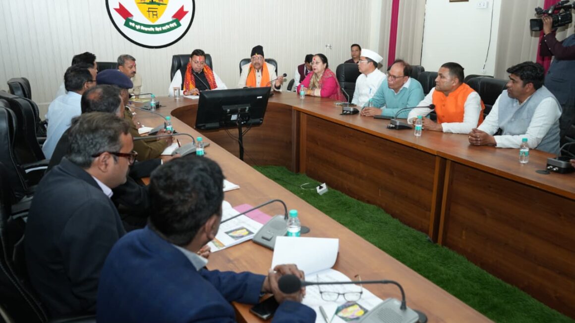 सीएम धामी ने हल्द्वानी में कानून व्यवस्था व विकास कार्यों की उच्चस्तरीय समीक्षा की
