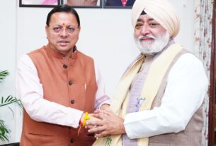 मुख्यमंत्री पुष्कर सिंह धामी से गुरुद्वारा श्री हेमकुंट साहिब प्रबंधन ट्रस्ट के अध्यक्ष नरेंद्र जीत सिंह बिंद्रा ने भेंट की।