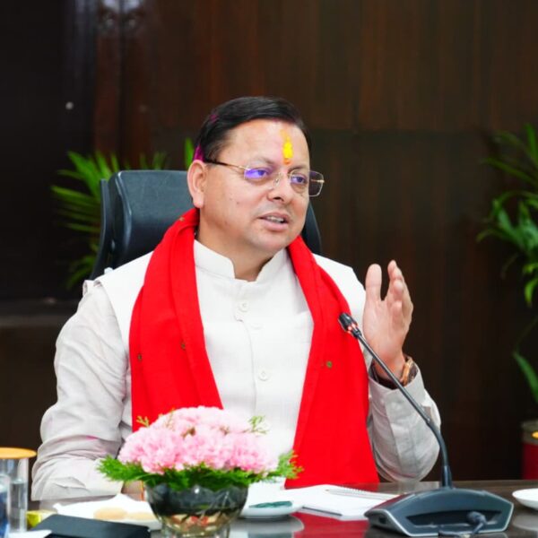 बिना तैयारी बैठक में पहुंचे अधिकारियों पर सीएम धामी सख्त, जताई कड़ी नाराजगी