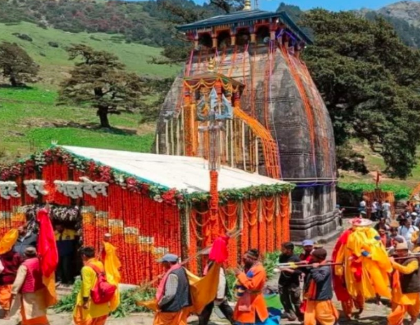 द्वितीय केदार श्री मदमहेश्वर मंदिर के कपाट श्रद्धा एवं वैदिक विधि-विधान से खुले