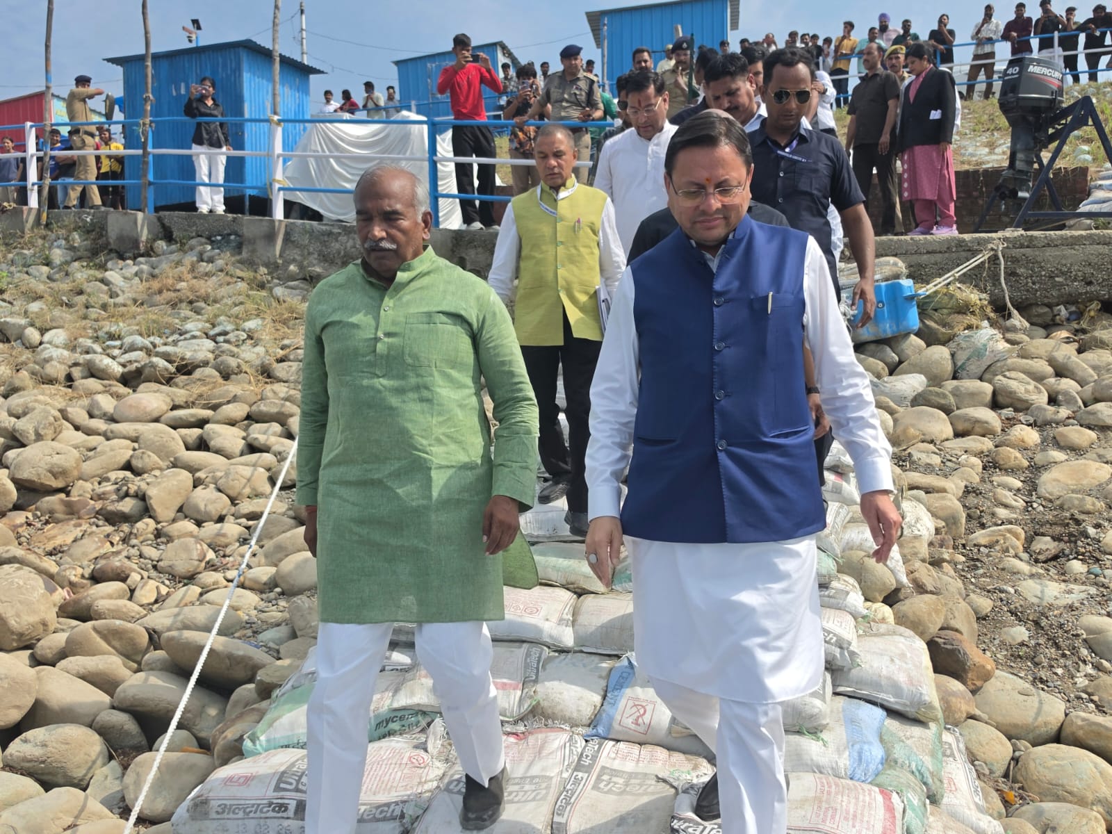 मुख्यमंत्री पुष्कर सिंह धामी ने गदरपुर में अंतर्राष्ट्रीय क्याकिंग एवं कैनोइंग प्रतियोगिता की तैयारियों का लिया जायजा
