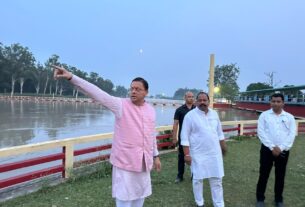 मुख्यमंत्री पुष्कर सिंह धामी ने खटीमा के लोहियाहेड वाटर बाईपास का किया स्थलीय निरीक्षण