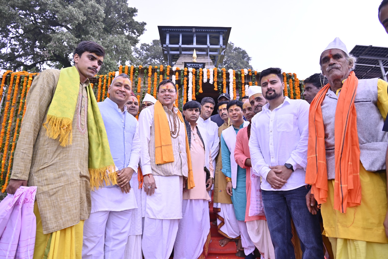 मुख्यमंत्री पुष्कर सिंह धामी ने वृद्ध जागेश्वर में की पूजा-अर्चना, प्रदेश की सुख-समृद्धि एवं जनकल्याण की कामना की।