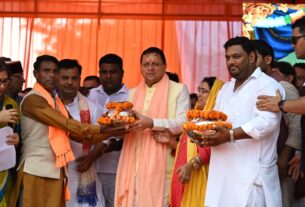संत रविदास जयंती पर CM धामी ने किया समरसता संकल्प का आह्वान, कलश बंधन महारैली को दिखाई हरी झंडी