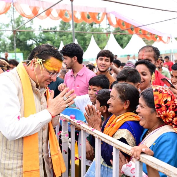 मुख्यमंत्री पुष्कर सिंह धामी ने हरेला पर्व पर किया राज्य स्तरीय पौधारोपण कार्यक्रम का शुभारंभ