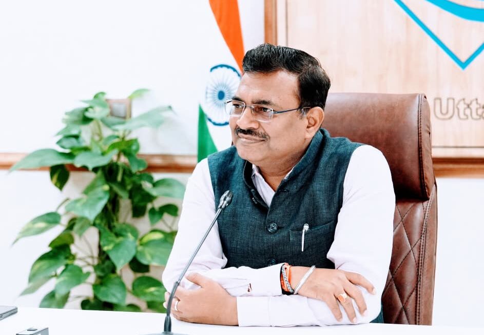 टिहरी लेक ग्लोबल डेस्टिनेशन को लेकर हुई हाई पॉवर कमेटी की बैठक