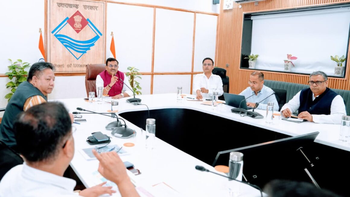 मुख्य सचिव आनंद बर्द्धन सख्त: 3 दिन में उपनल कर्मियों से करें अनुबंध, प्रमोशन और ACR प्रक्रिया भी समय पर पूरी करें