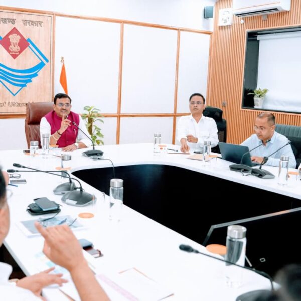 मुख्य सचिव आनंद बर्द्धन सख्त: 3 दिन में उपनल कर्मियों से करें अनुबंध, प्रमोशन और ACR प्रक्रिया भी समय पर पूरी करें