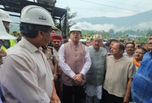 मुख्यमंत्री पुष्कर सिंह धामी ने टीएचडीसी (THDC) टनल हादसे का किया स्थलीय निरीक्षण, रेस्क्यू अभियान का लिया जायजा