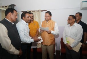 मुख्यमंत्री पुष्कर सिंह धामी से विभिन्न कर्मचारी संगठनों के प्रतिनिधिमंडलों ने की भेंट,