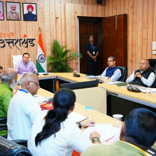 रिवर्स पलायन के लिए विभागीय योजनाओं का प्रभावी क्रियान्वयन सुनिश्चित करें : मुख्यमंत्री पुष्कर सिंह धामी