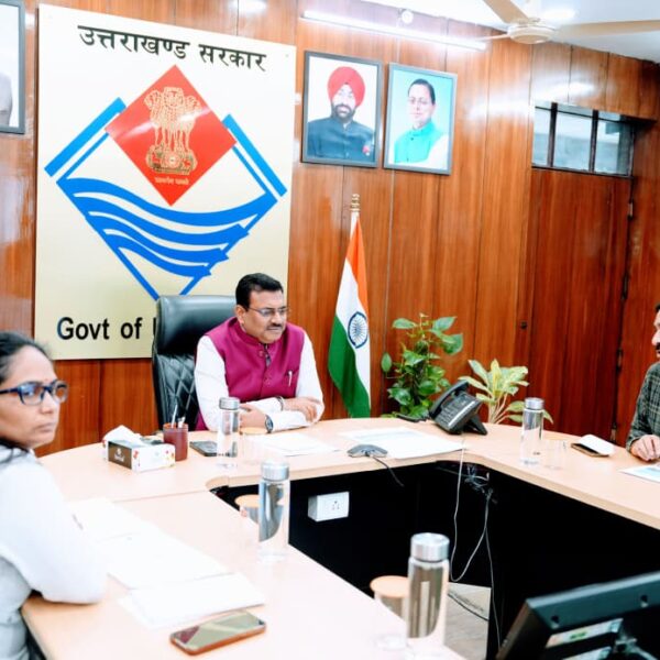 मुख्य सचिव ने की चिकित्सा स्वास्थ्य एवं चिकित्सा शिक्षा विभाग की समीक्षा