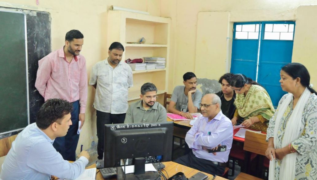 मतदाता सुनवाई में लापरवाही बर्दाश्त नहीं, आयोग के निर्देशों का शत-प्रतिशत पालन सुनिश्चित करें- गढ़वाल आयुक्त