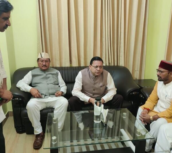 रेस्क्यू अभियान में तेजी के साथ प्रभावित परिवारों को तत्काल सहायता के मुख्यमंत्री ने दिए निर्देश