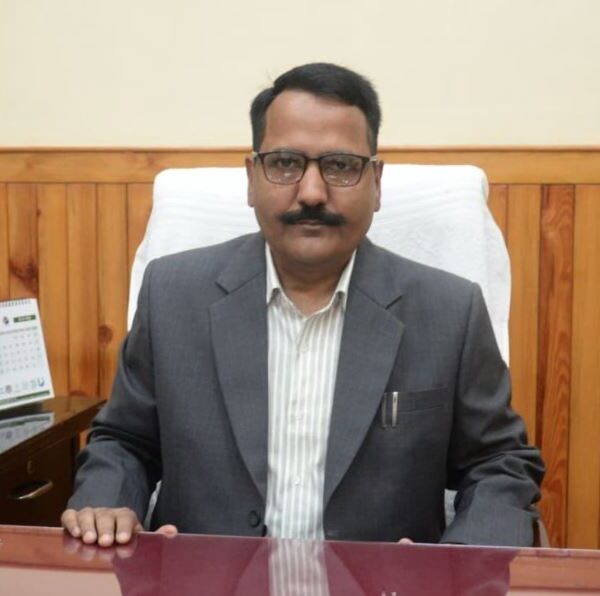 मानसून सत्र में बिना अनुमति मुख्यालय छोड़ना पड़ा महंगा, अधिशासी अभियंता पर कार्रवाई