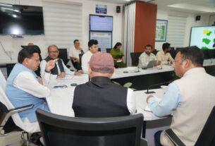 दिल्ली से लौटते ही सीधे राज्य आपातकालीन परिचालन केंद्र पहुंचे सीएम धामी