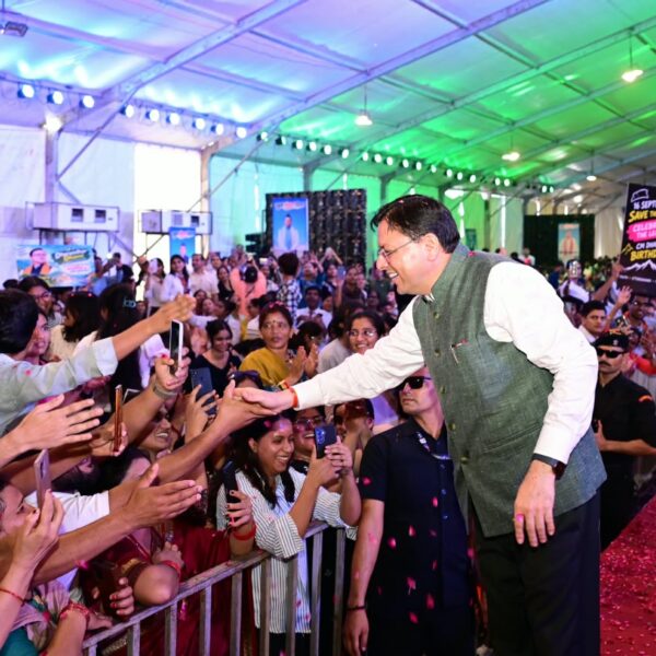 मुख्यमंत्री ने युवाओं से बड़े लक्ष्य निर्धारित करने, नशे से दूर रहने और उत्तराखण्ड के विकास में योगदान देने के तीन संकल्प लेने का किया आह्वान