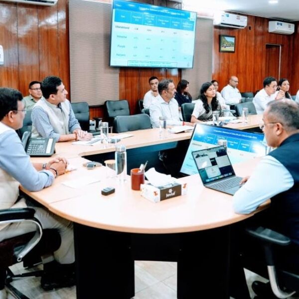 मुख्य सचिव ने की पुलिस विभाग के कार्यों की समीक्षा, साइबर पुलिसिंग, मानव तस्करी एवं डिजिटल इन्वेस्टीगेशन को मजबूत करने के निर्देश