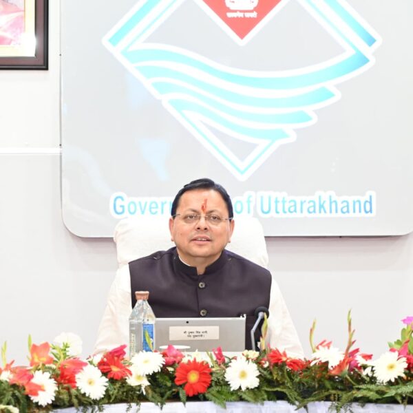 भारत-नेपाल अंतरराष्ट्रीय सीमा से सटे बनबसा में धामी कैबिनेट की बैठक, शासन को सीमांत क्षेत्रों तक ले जाने की नई पहल