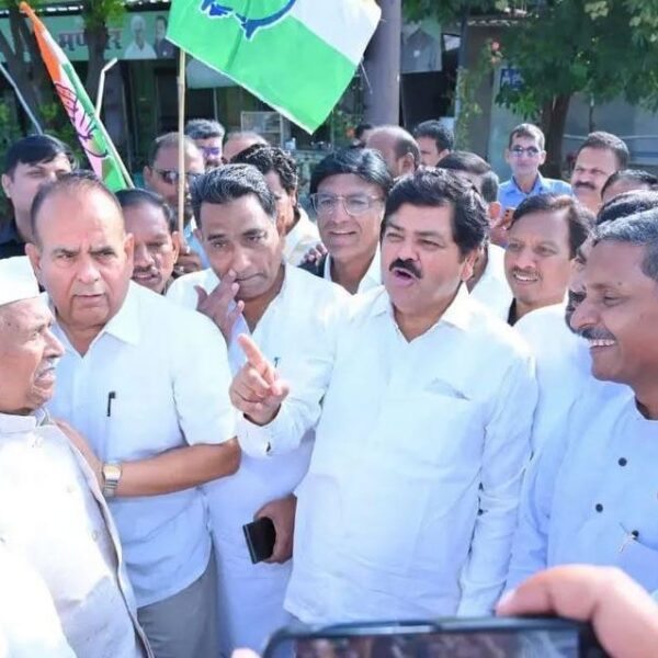 वोट बचाओ-देश बचाओ अभियान: गणेश गोदियाल के नेतृत्व में कांग्रेस का सुप्रीम कोर्ट कूच, निर्वाचन आयुक्त के इस्तीफे की मांग